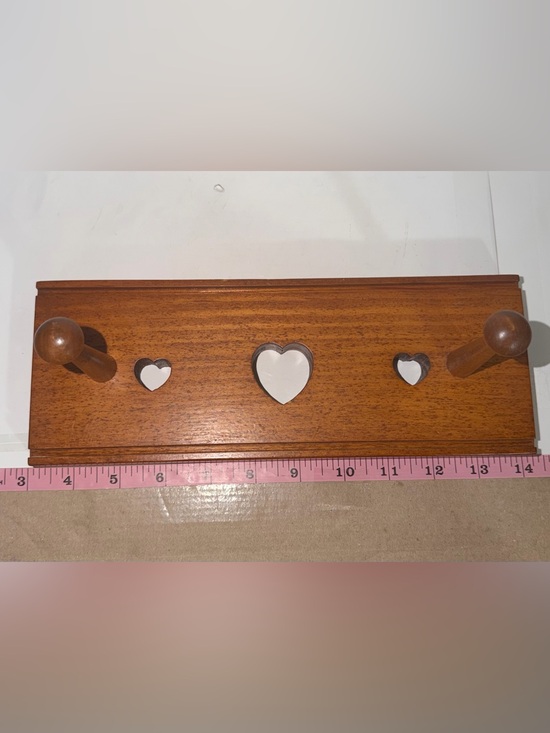 Other - Vintage Wood Heart Wall Rack